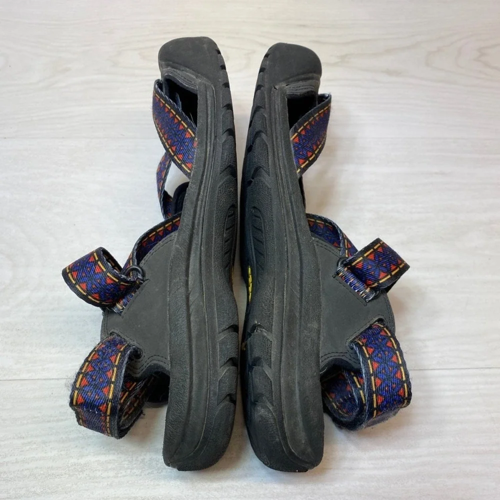 KEEN Mens 10.5 Zerraport II Sandals Hiking Black Blue Red Waterproof Toe Guard